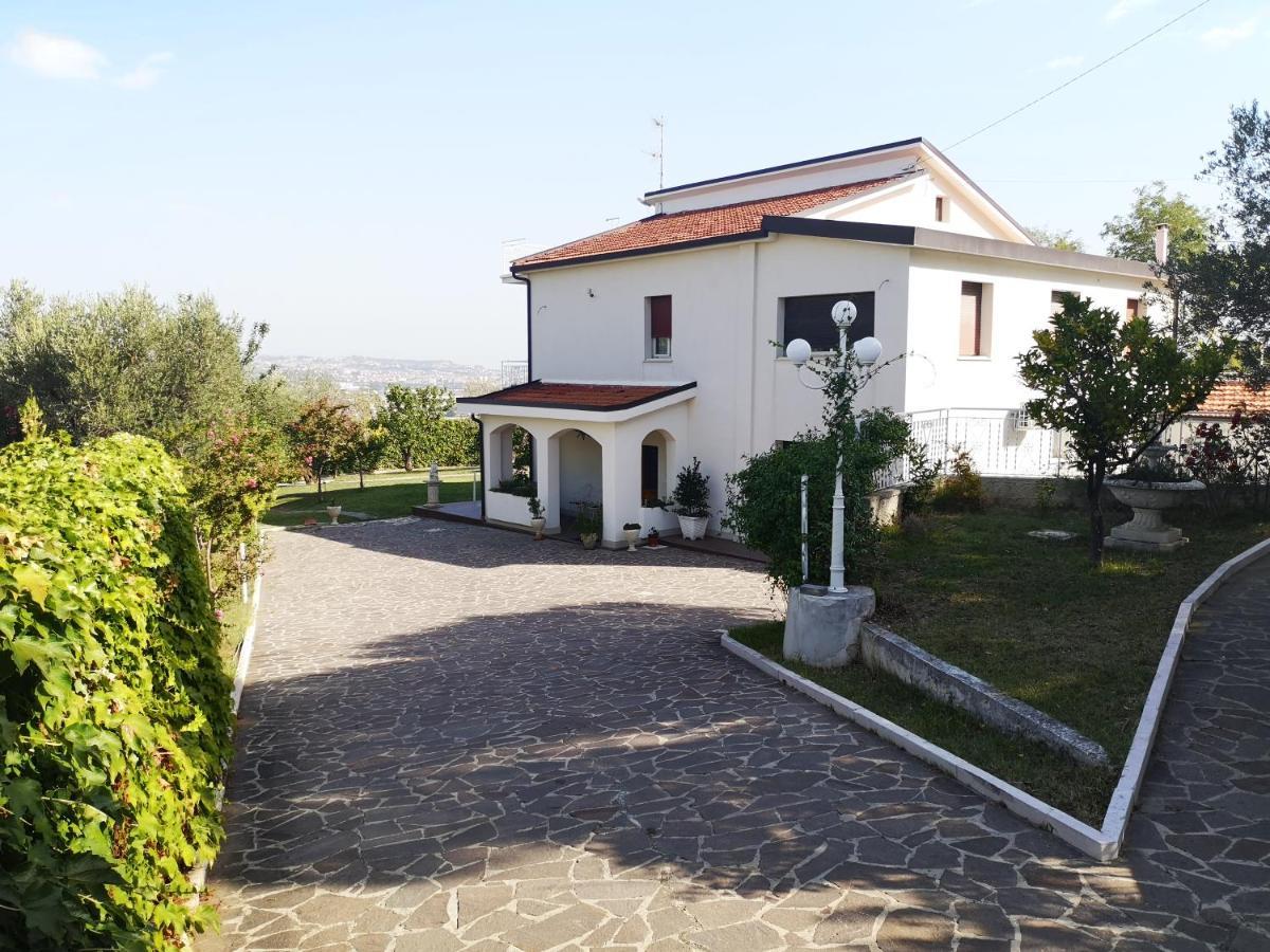 Villa Margherita 산 조반니 테아티노 외부 사진